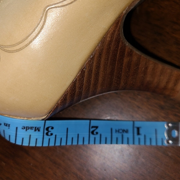 Mustard Yellow Retro Embellished Heel, Size 39 - Picture 4 of 5